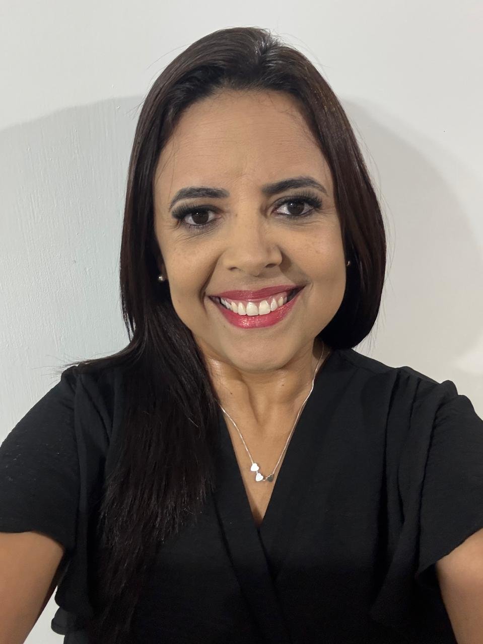 Viviane Andrade, professora particular em Pelotas